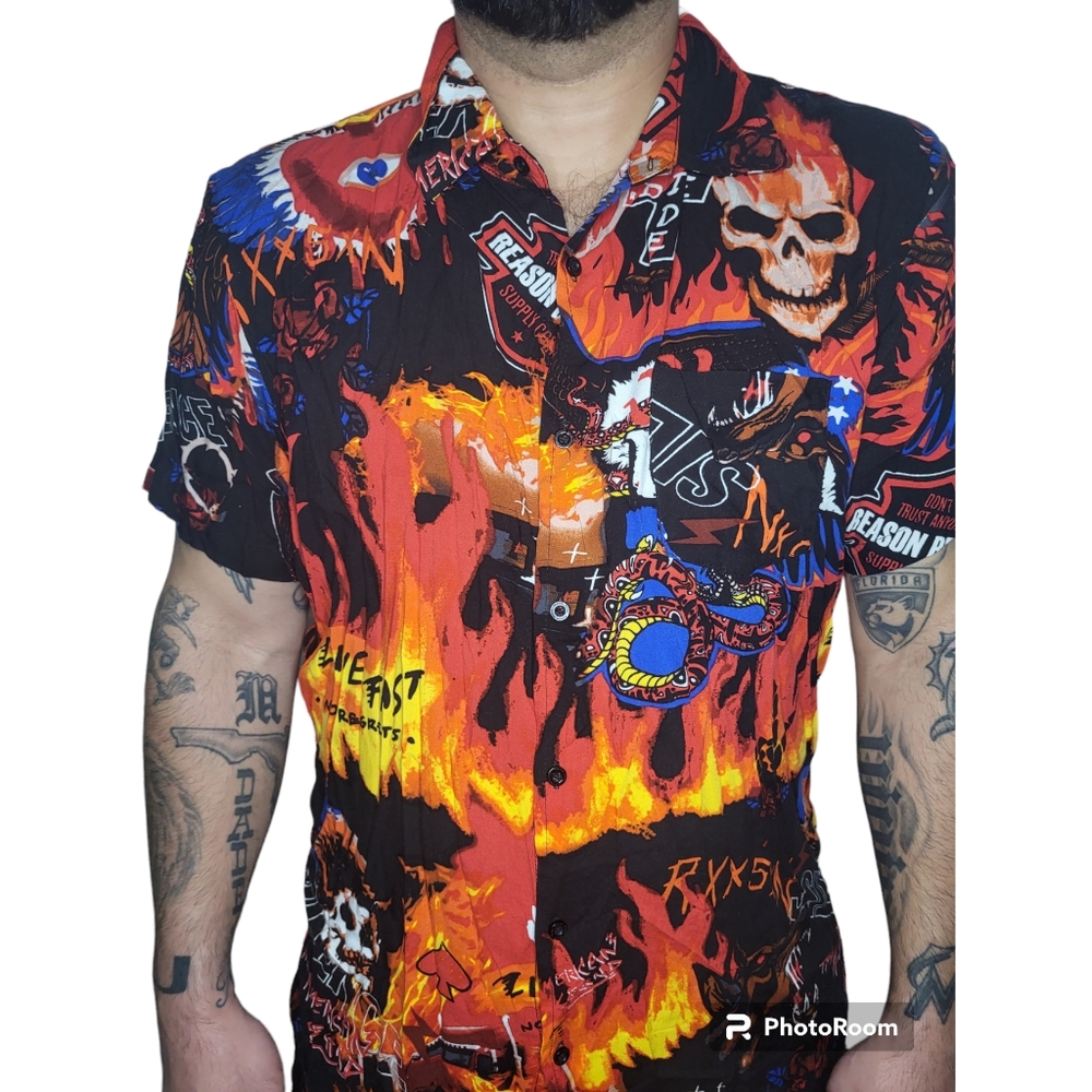Flames Skull Graffiti Button Up shirt - Picture 3 of 7